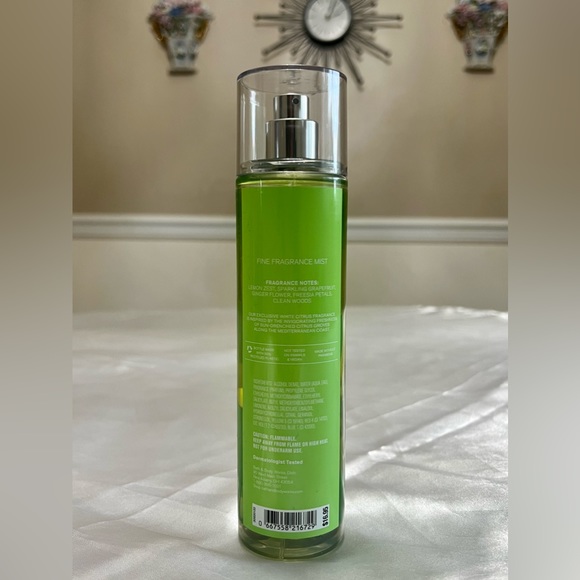 Bath and Body Works (White Citrus) - Picture 2 of 2